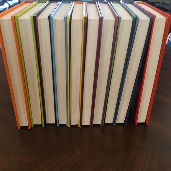 Diary of a Wimpy Kid - 10 Hard Cover Books - Picture 3 of 13